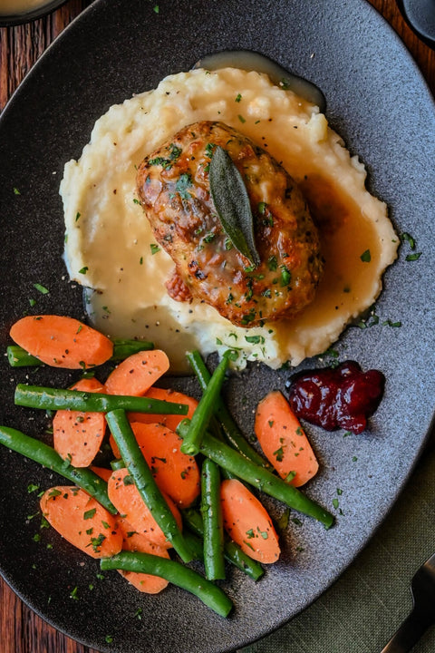 ORGANIC TURKEY MEATLOAF & BROWN GRAVY