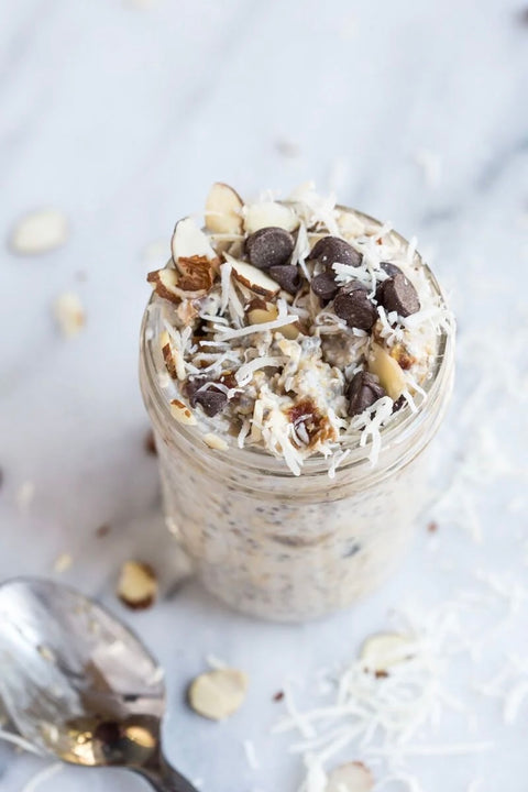 ALMOND JOY OVERNIGHT OATS