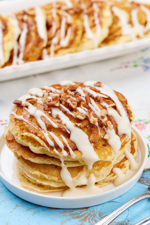 CINNAMON ROLL PROTEIN PANCAKES