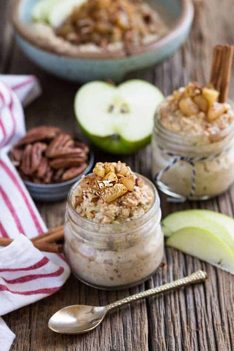 APPLE CRUMBLE OVERNIGHT OATS