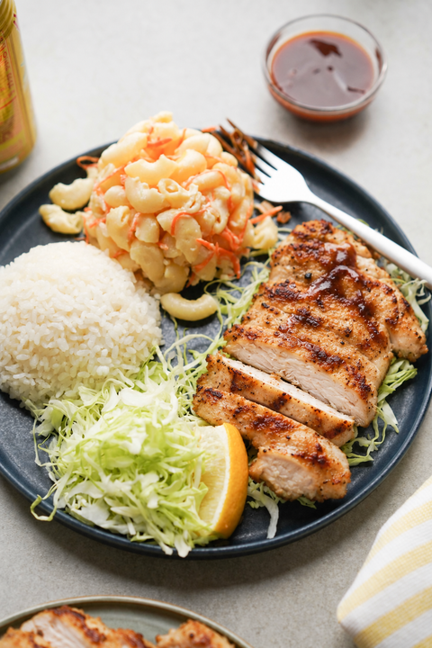 ORGANIC GRILLED HAWAIIAN CHICKEN BOWL