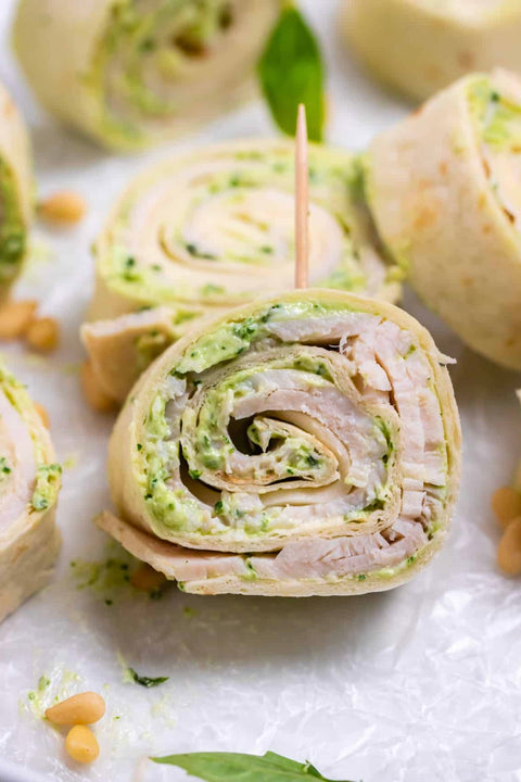 ORGANIC CHICKEN PESTO WRAP