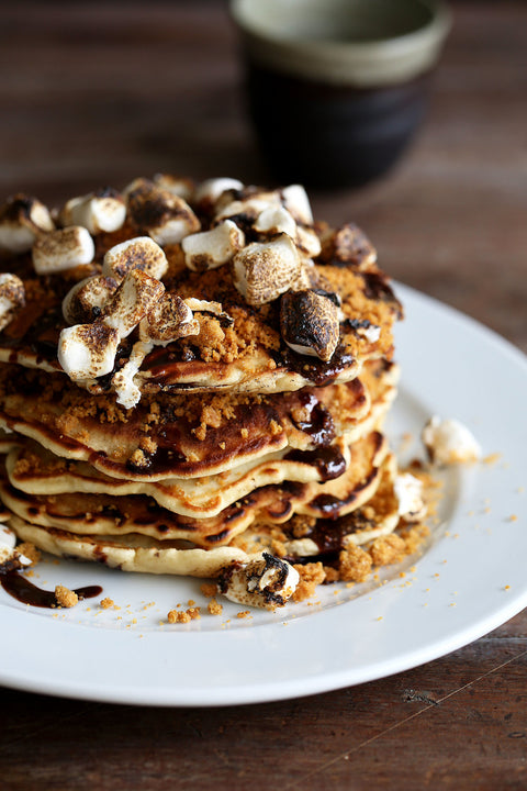 S'MORES PROTEIN PANCAKES