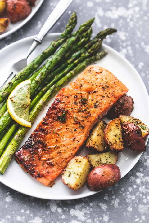 ROASTED WILD-CAUGHT LEMON PEPPER SALMON